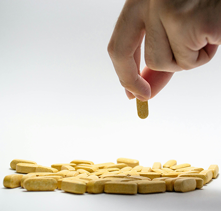 Afla totul despre vitamina B6 ➜ Beneficii ➜ Lipsa vitamina B6 simptome ➜ Suplimente si administrare ➜ Doza zilnica recomandata ➜ Efecte adverse