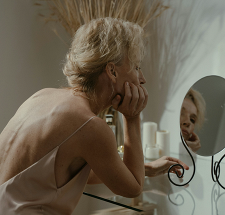 Anorexie ➜ Ce inseamna ➜ Cum se manifesta ➜ Tipuri ➜ Cauze ➜ Simptome ➜ Diagnostic