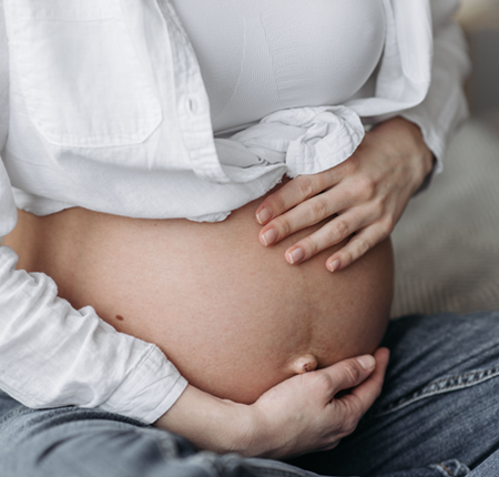 Sarcina molară (mola hidatiformă) apare la circa 1 din 1.000 de sarcini. Află simptomele, diagnosticul, tratamentul și când poți rămâne din nou însărcinată.