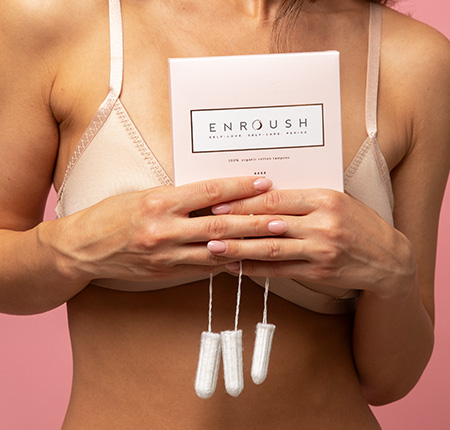 Inotul in timpul menstruatiei ➜ Ce absorbante sa folosesti la mare & piscina 
