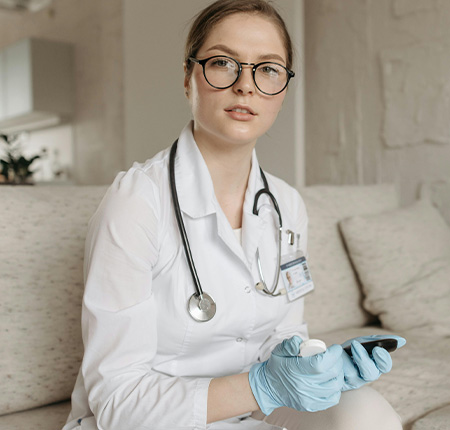 Cum se manifesta alergia la latex - Simptome ➜ Tratament pentru alergia la latex ➜ Afla aici!